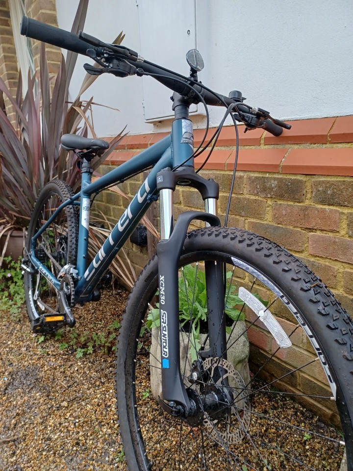 Hardly used womens Carrera Karkinos mountain bike. eBay