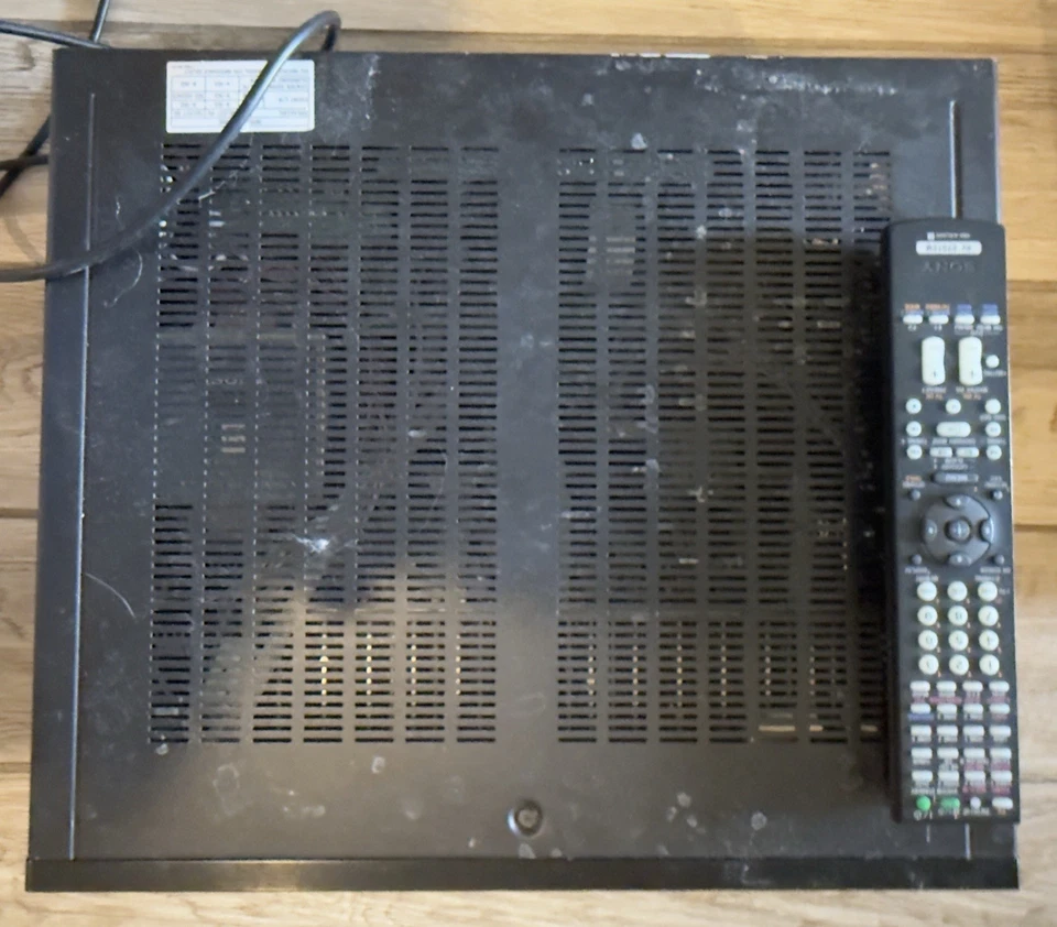 Sony DA5200ES Receiver – For Parts/Not Working – Red Screen Issue - Image 2 of 4
