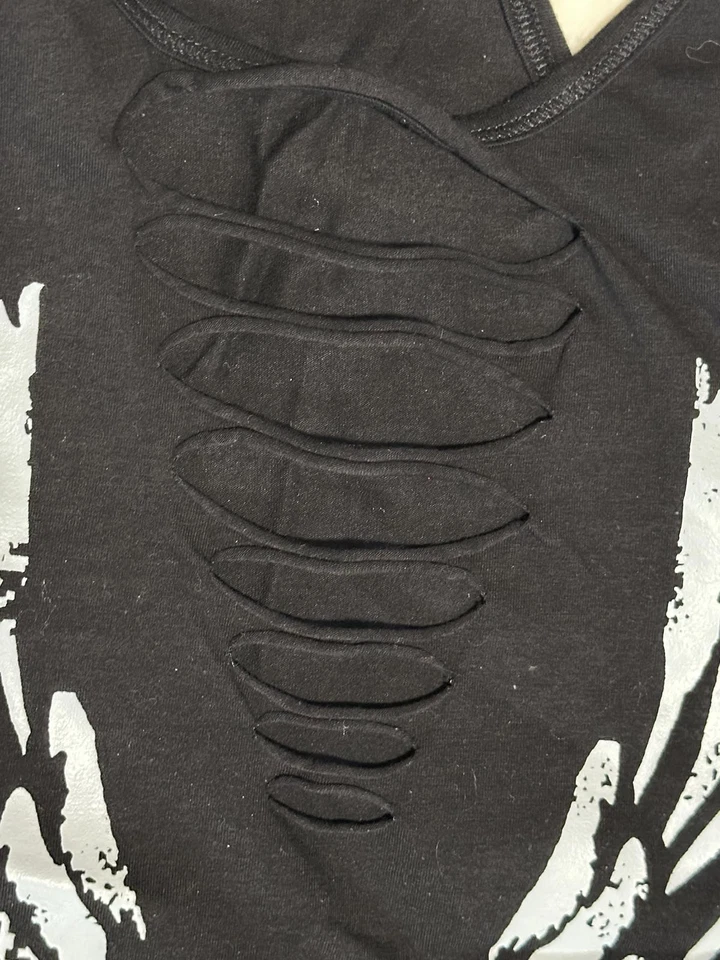 Regata Demi Loon Feminina Motociclista Racerback Holy Hell Bombshell Cortada Média - Imagem 4 de 4