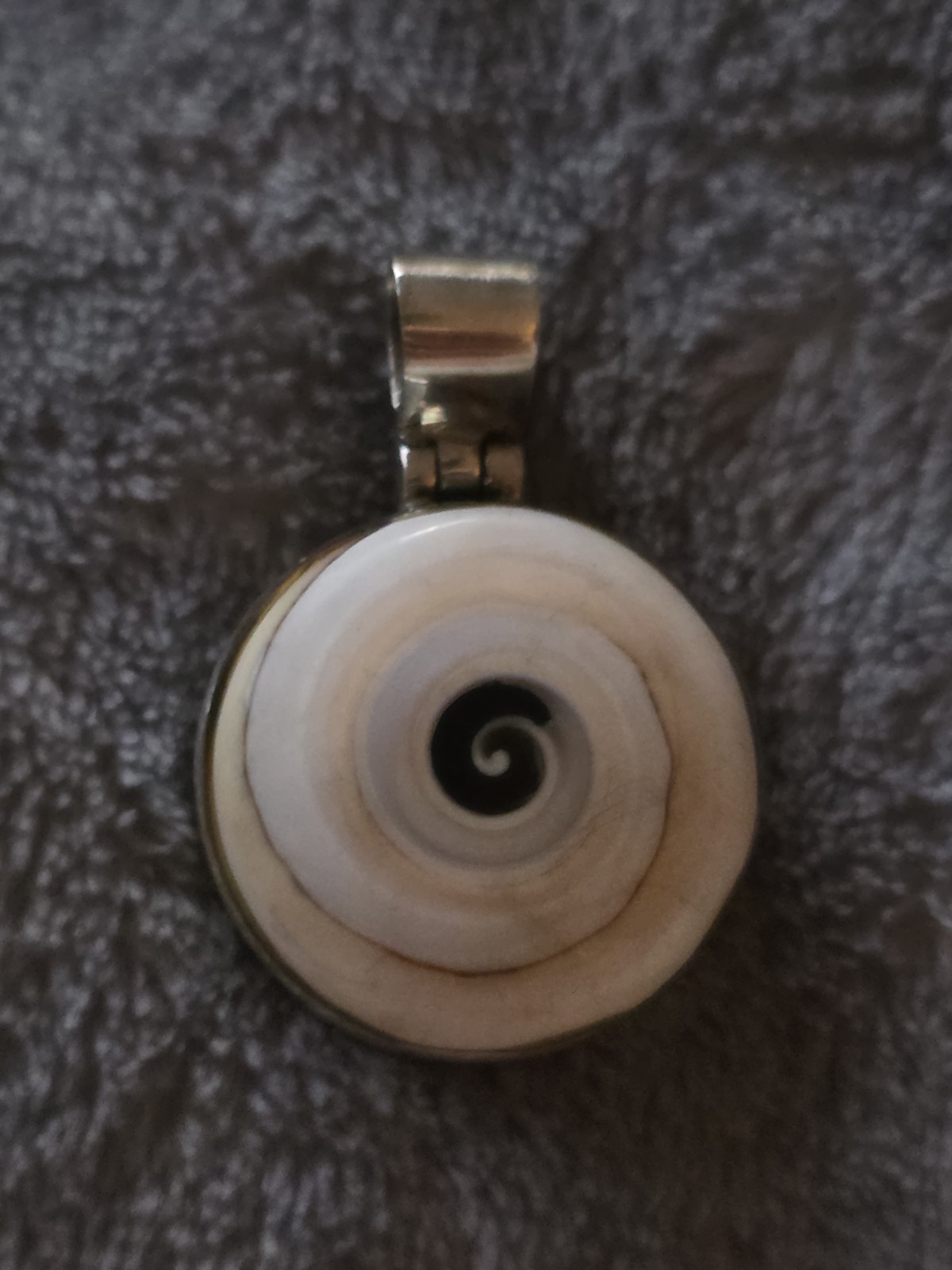 Solid Sterling Silver 925 Shiva Eye Shell Round C… - image 1