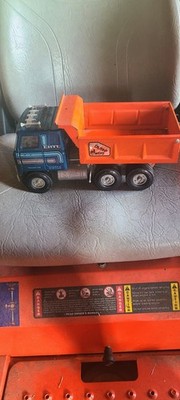 Vintage Ertl Pressed Steel Automatic Hydraulic Dump Truck International Transtar