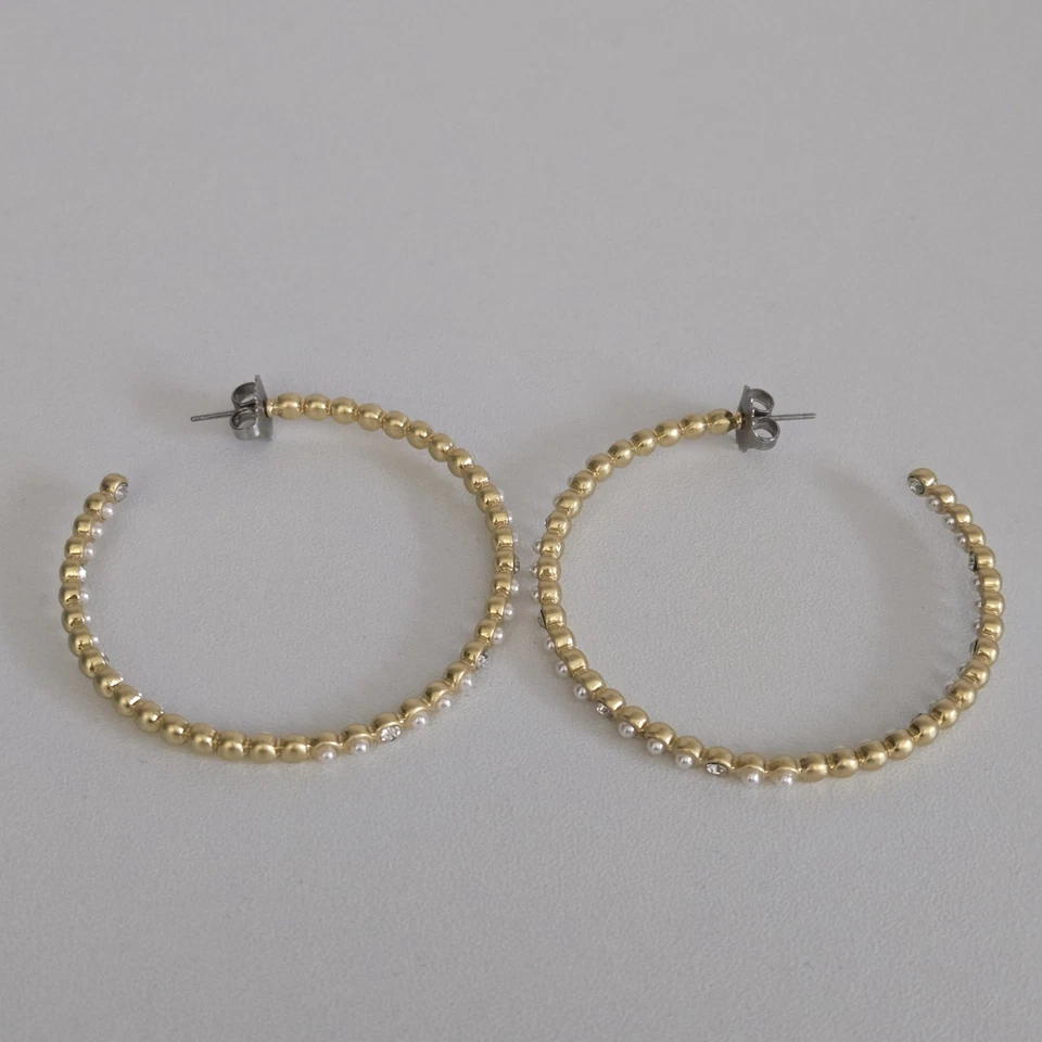 Pendientes Lia Sophia "Crompeta" Mate Dorado Estilo Aro Retirado Fricción Trasera Foto 2 de 2