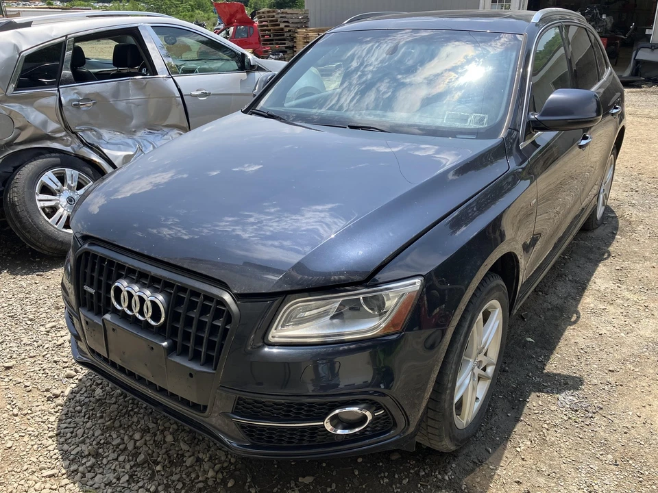 16 AUDI Q5 Evaporator Canister - Image 2 of 4