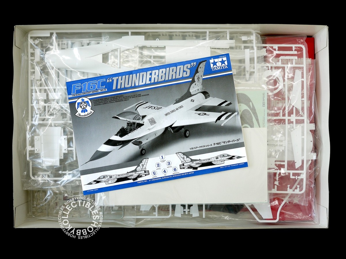Tamiya 1/32 Aircraft Series No.16 USAF F-16C Thunderbirds Tamiya 1/32 Aircraft Series No.16 USAF F-16C Thunderbirds