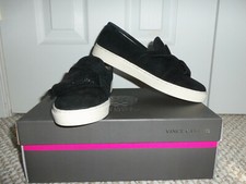  89 VINCE CAMUTO BARITA BLACK SLIP-ON SUEDE LEATHER SNEAKERS SHOES Sz 7 Medium