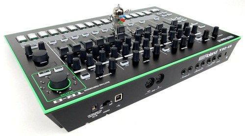 Roland TR-8 AIRA Drum Synthesizer + Fast Neuwertig + 1,5Jahre Garantie - Bild 7 von 7
