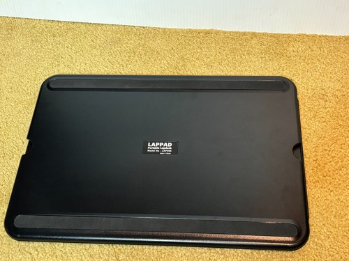 Aidata LAP005 LapPad Portable Laptop Lap Desk Anti-Slip Heat-Guard Surface Pad - 第 5/5 張圖片