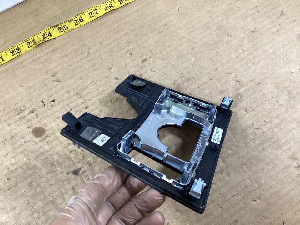 Mercedes-Benz E350 E400 E550 2010-2013 consola central interruptor bisel madera OEM Foto 2 de 4