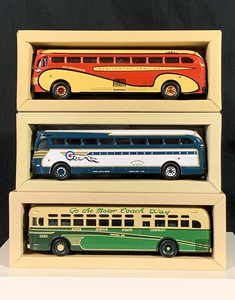 Corgi Classics Vintage Buses USA Lot of 3 w/COAs & Original Boxes