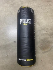 Everlast Powercore Heavy Bag 80LB Black w/ Hanging Chain