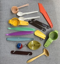 16 Vintage Tupperware Lot Misc Gadgets Scoops Keychains Egg Separator