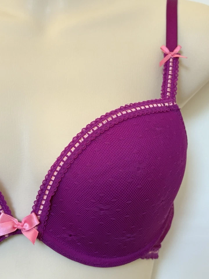 BETSEY JOHNSON Women’s Raspberry Color  Padded Underwire Bra Size 34C - Image 3 of 4
