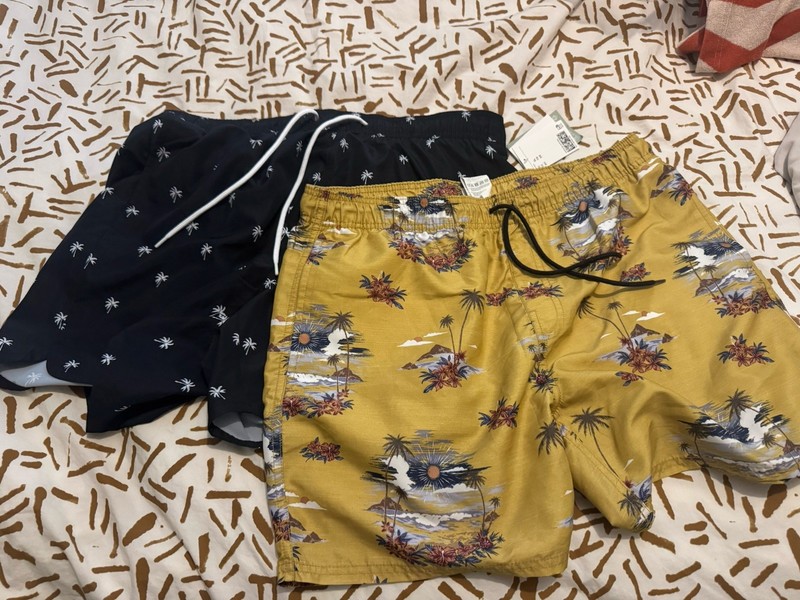 Men’s swim trunks size xl - 2 Sets - RipCurl / H&M - Summer Style
