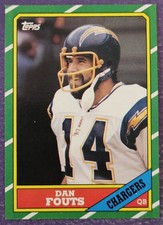 1986 Topps #231 Dan Fouts Football card! San Diego Chargers! HOF!
