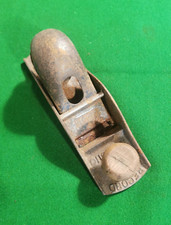 RECORD '110' BLOCK PLANE IN ORIGINAL CONDITION - IN NEED OF A CLEAN