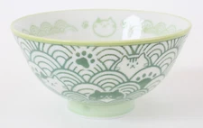 Mino ware Japanese Ceramics Rice Bowl Green Cat with a Seigaiha Wave Pattern