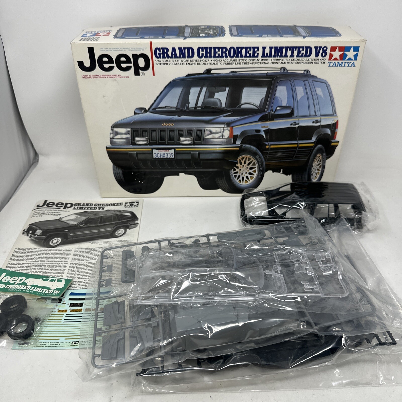 Kit Modèle TAMIYA Jeep Grand Cherokee Limited V8 1:24 - Non Assemblé - Boîte Vintage 1993