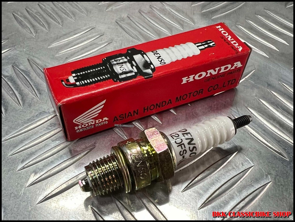 NOS Honda C90K3 CM91 MD90 ST90 Spark Plug 1pc Denso X20FS-U p/n