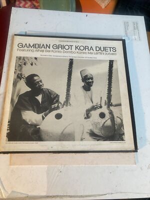Gambian Griot Kora Duet: Duet