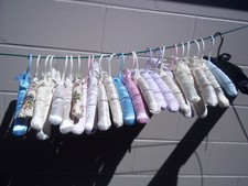 SATIN PADDED DECORATIVE HANGERS 28 