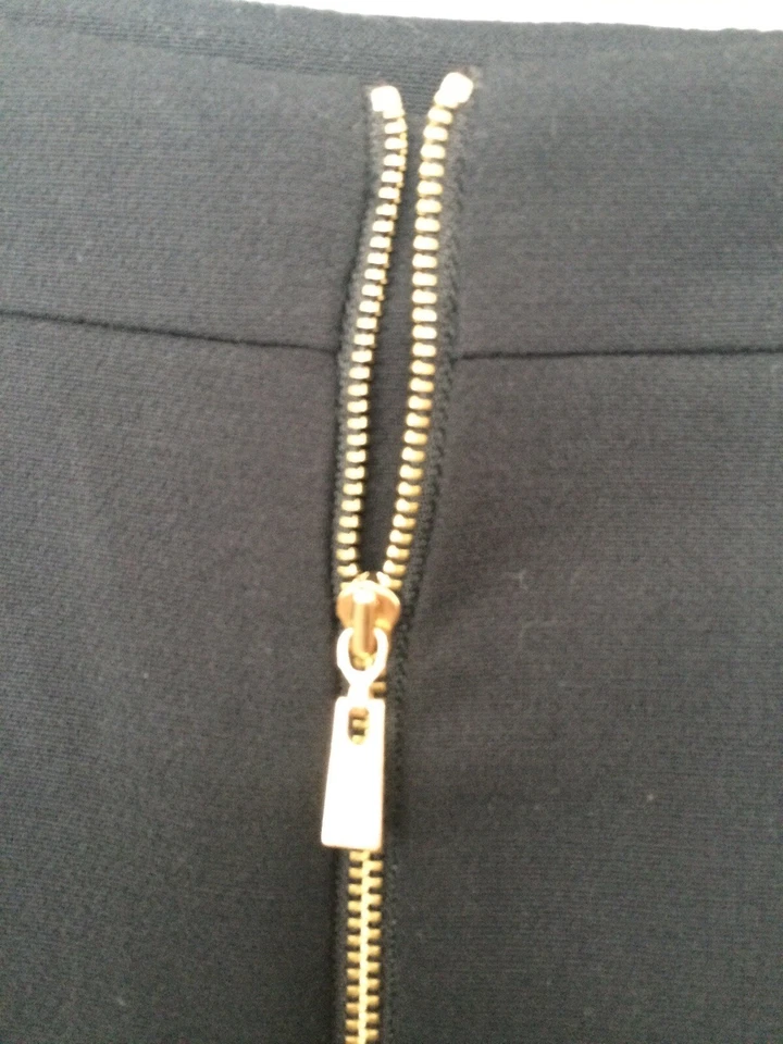 M&S Fab Girls Women Office Style Black Pencil Skirt Back Zip Size M 10 UK 38 EU - Image 4 of 4