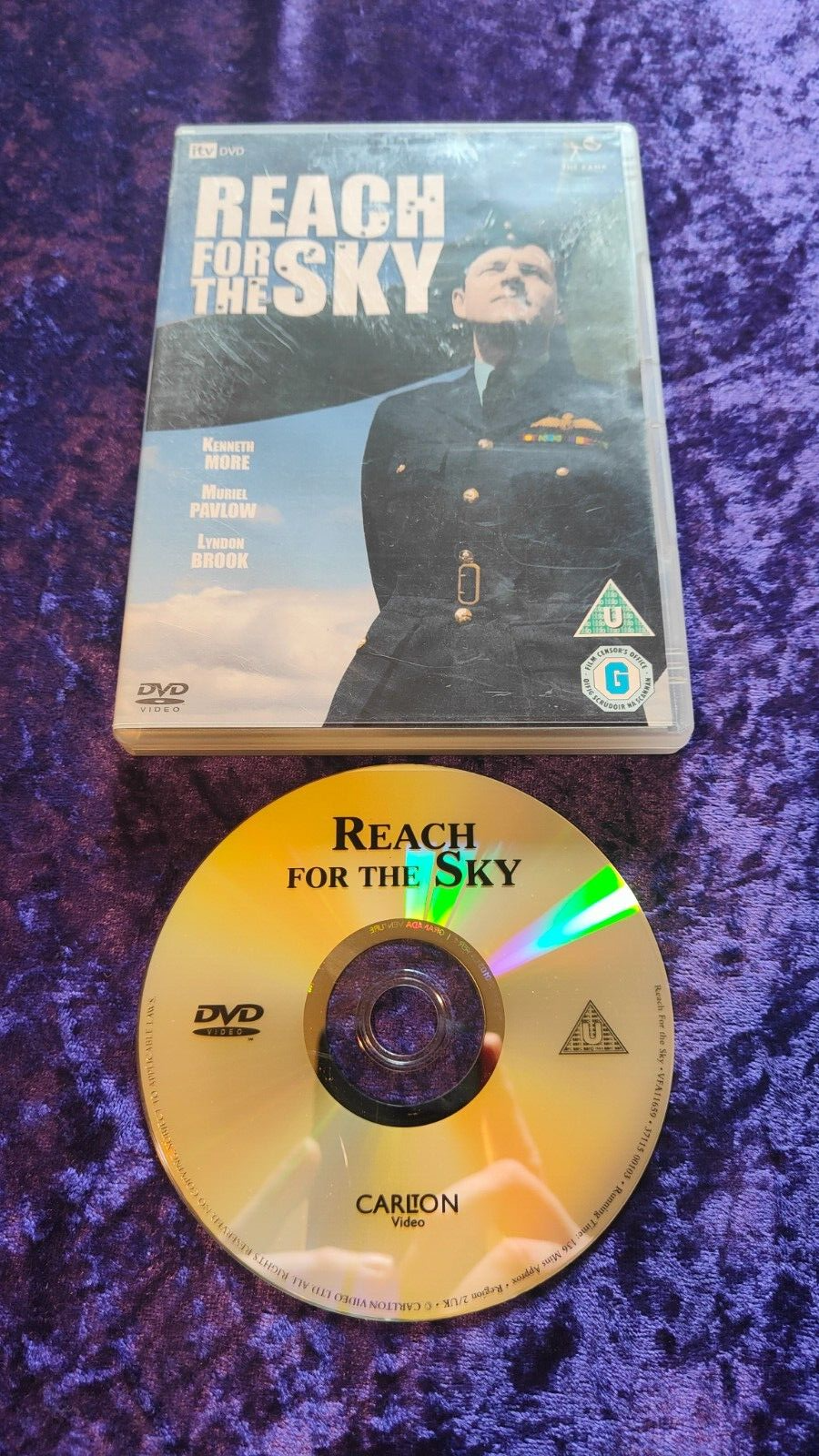 DVD  REACH FOR THE SKY KENNETH MORE MURIEL PAVLOW DOUGLAS BADER RAF UK R2