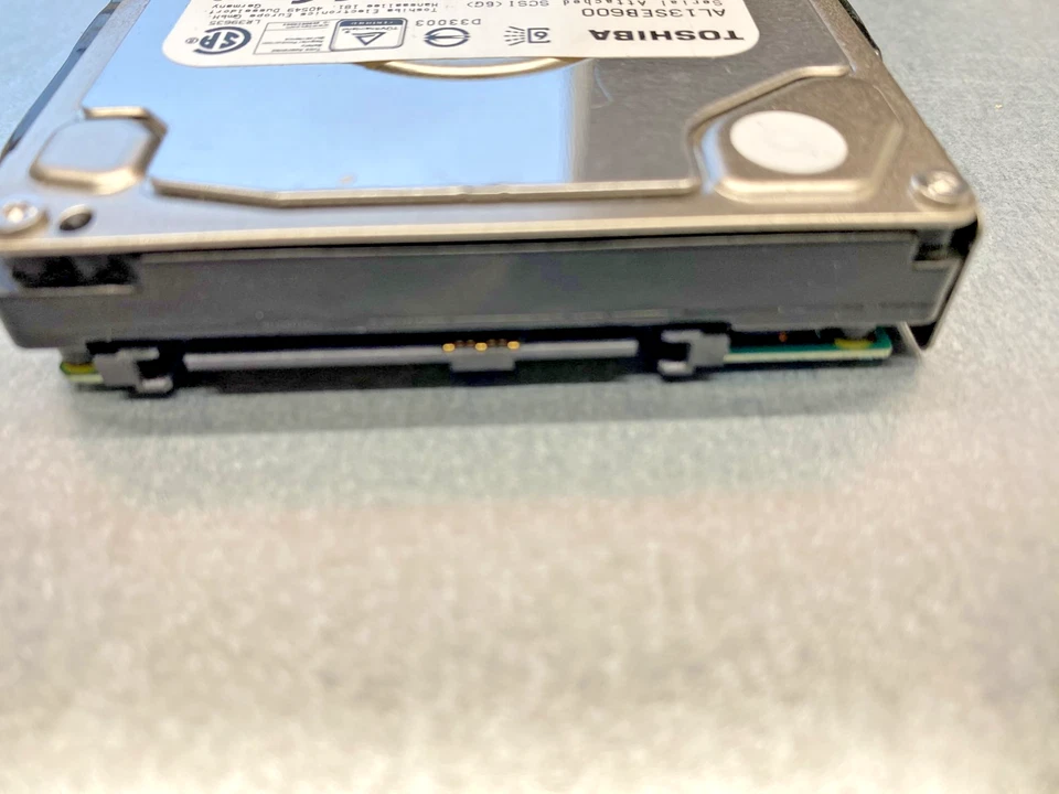 IBM System Storage SSD 3.84TB MZ-ILT3T80 01EJ935 SAS 12Gb/s 2.5" Refurbished - Bild 2 von 2