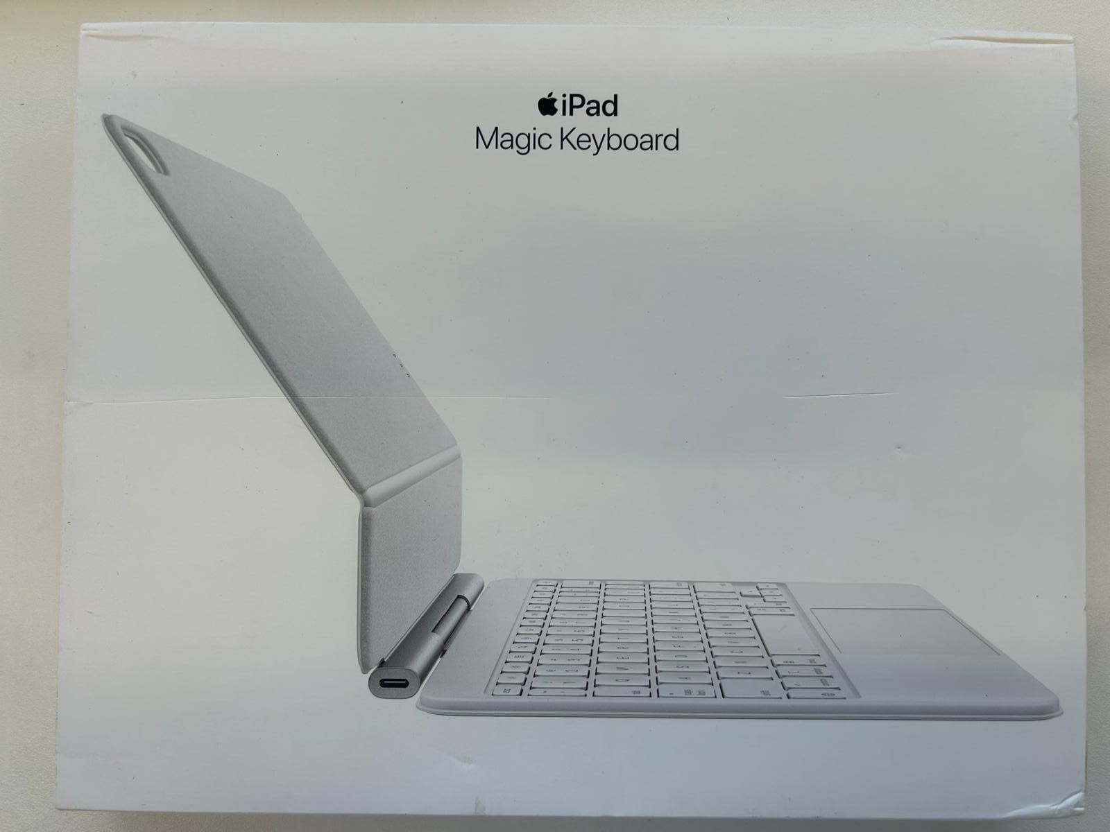 GENUINE APPLE MAGIC KEYBOARD FOR IPAD AIR 11" M3 / M4 UK ENGLISH White MDFV4B/A