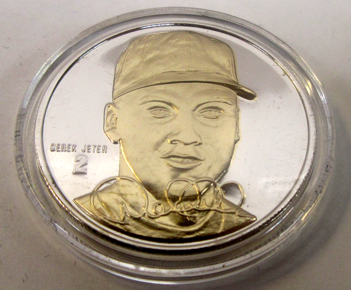 Moneta様　　オーダー専用ページ Highland Mint DEREK JETER 1 oz pure silver round 24k gold overlay