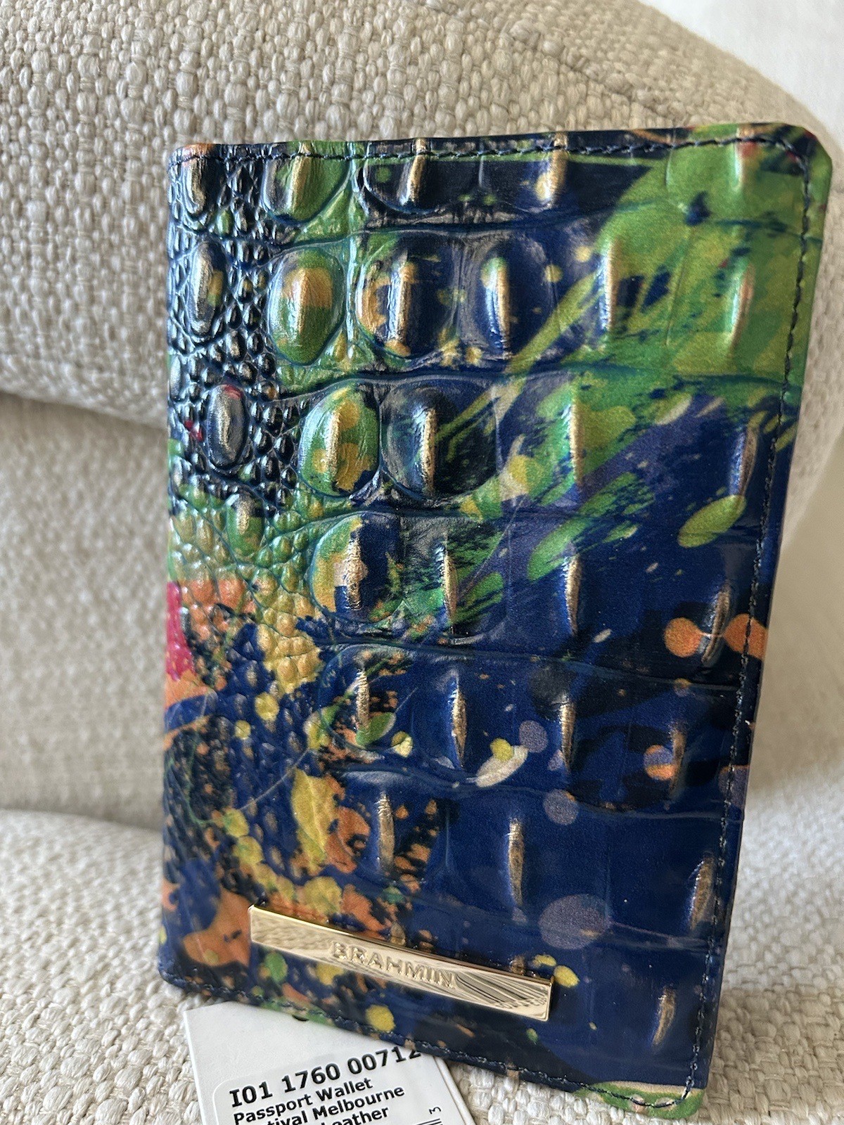 Brahmin Passport Wallet ~ Festival ~ NWT ~ Inspo For Your Inner Artist