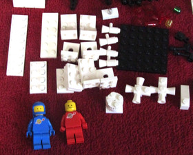 Vintage LEGO 6750 Classic Space Sonic Robot No Box Manual Incomplete Untested