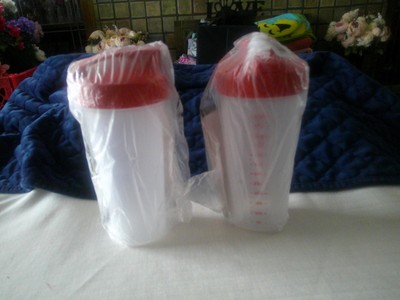 2 Brand New ''Tupperware'' Quick Save Containers