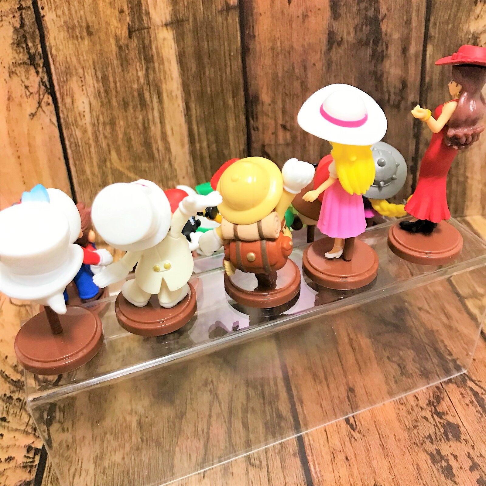 Nintendo Super Mario Odyssey Chocolate Egg Figure 01.Mario & Cappy