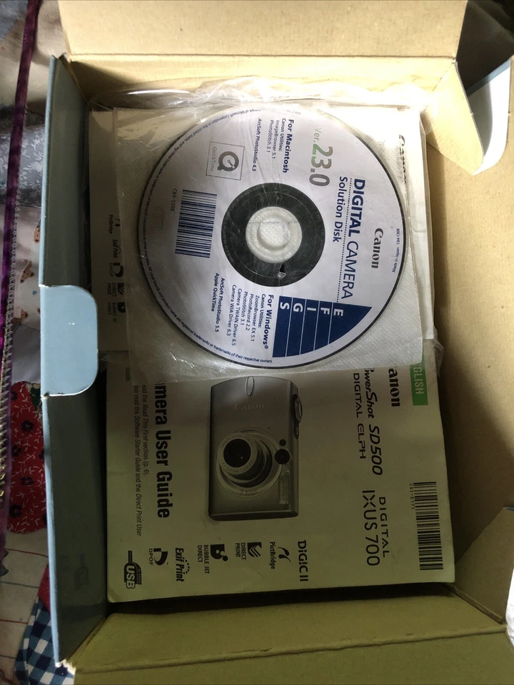 Canon PowerShot ELPH SD500 7.1 MP Digital Camera Silver- Made in Japan - Image 3 of 3