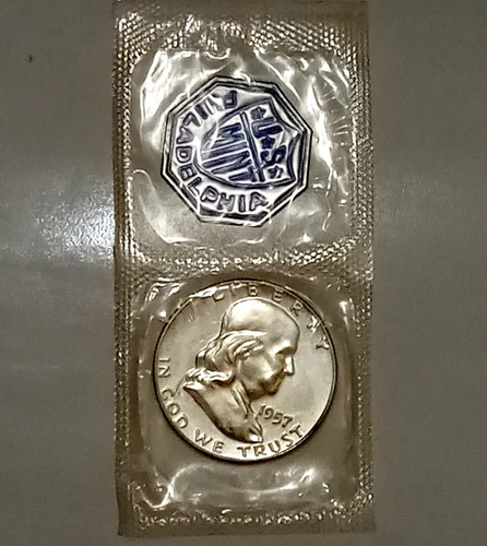 1957 Franklin Half Dollar Proof in OGP Original US Mint Cello 90% Silver