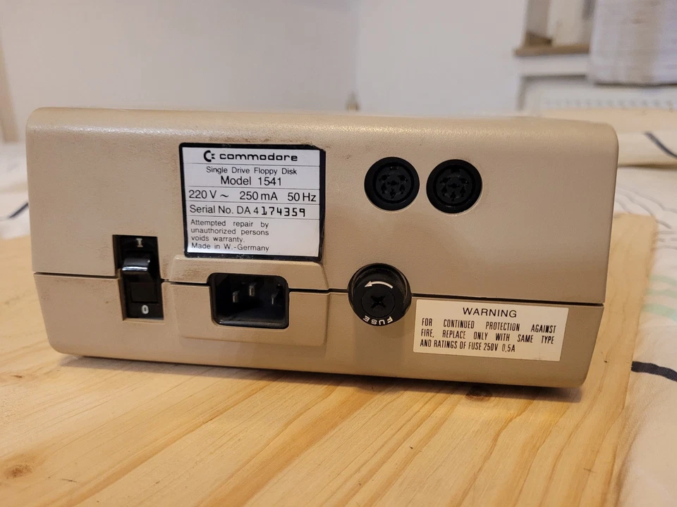 Commodore Floppy VC1541 VC 1541 für den C64 C64 C C128  getestet alles OK 359 - Bild 4 von 4