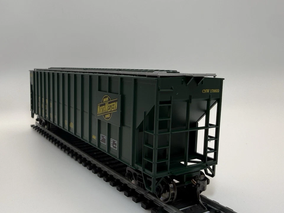 Tolva cubierta HO Walthers CNW 4750 178832 - ruedas de metal, acopladores Kadee Foto 4 de 4