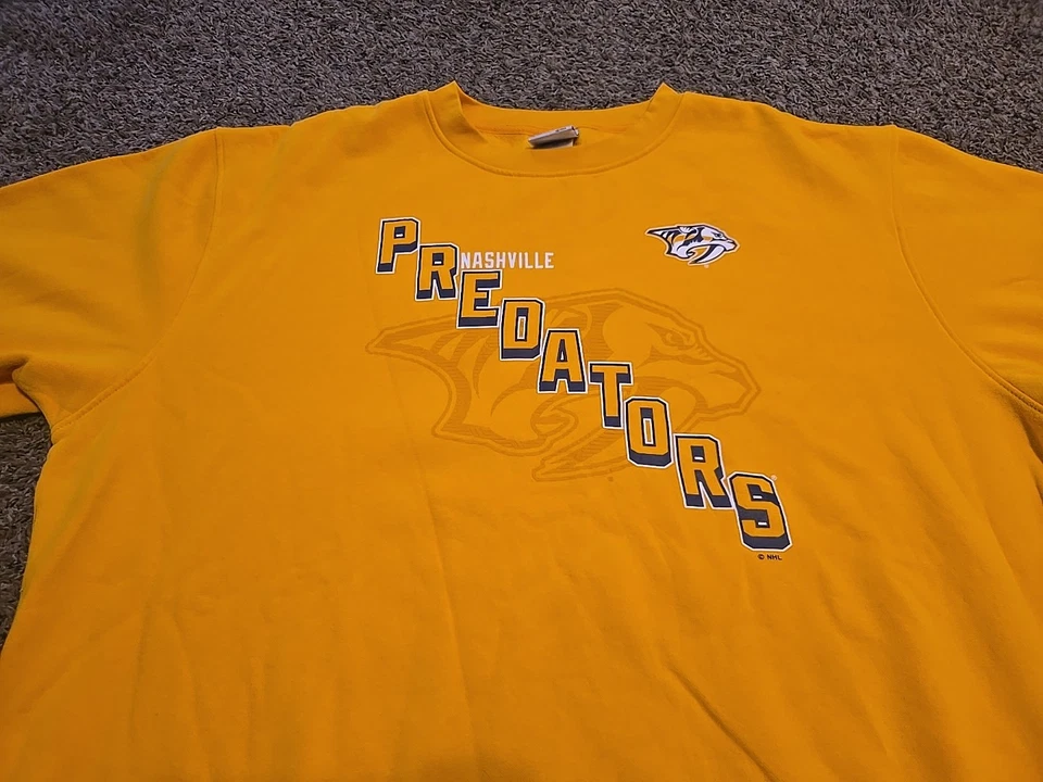 Suéter Nashville Predators NHL Amarillo Cuello Redondo. Hombre Talla 2XL Foto 2 de 4