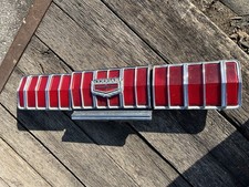 1974 - 1976 Mercury Cougar Center Tail Lights Reflectors Set 1975 Oem 74 75 76 1974 - 1976 Mercury Cougar Center Tail Lights Reflectors Set 1975 Oem 74 75 76