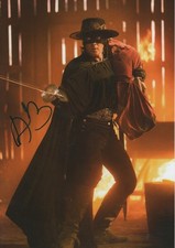 Antonio Banderas "Zorro" Autogramm signed 20x30 cm Bild