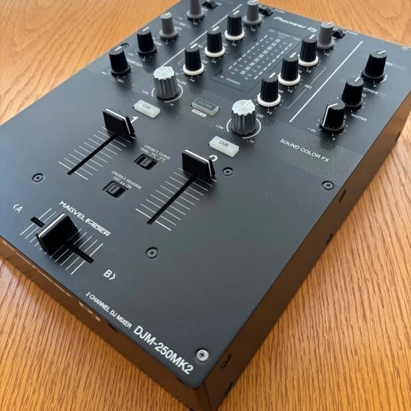 Pioneer DJ DJM-250MK2 2-Channel DJ Mixer - Image 2 of 4