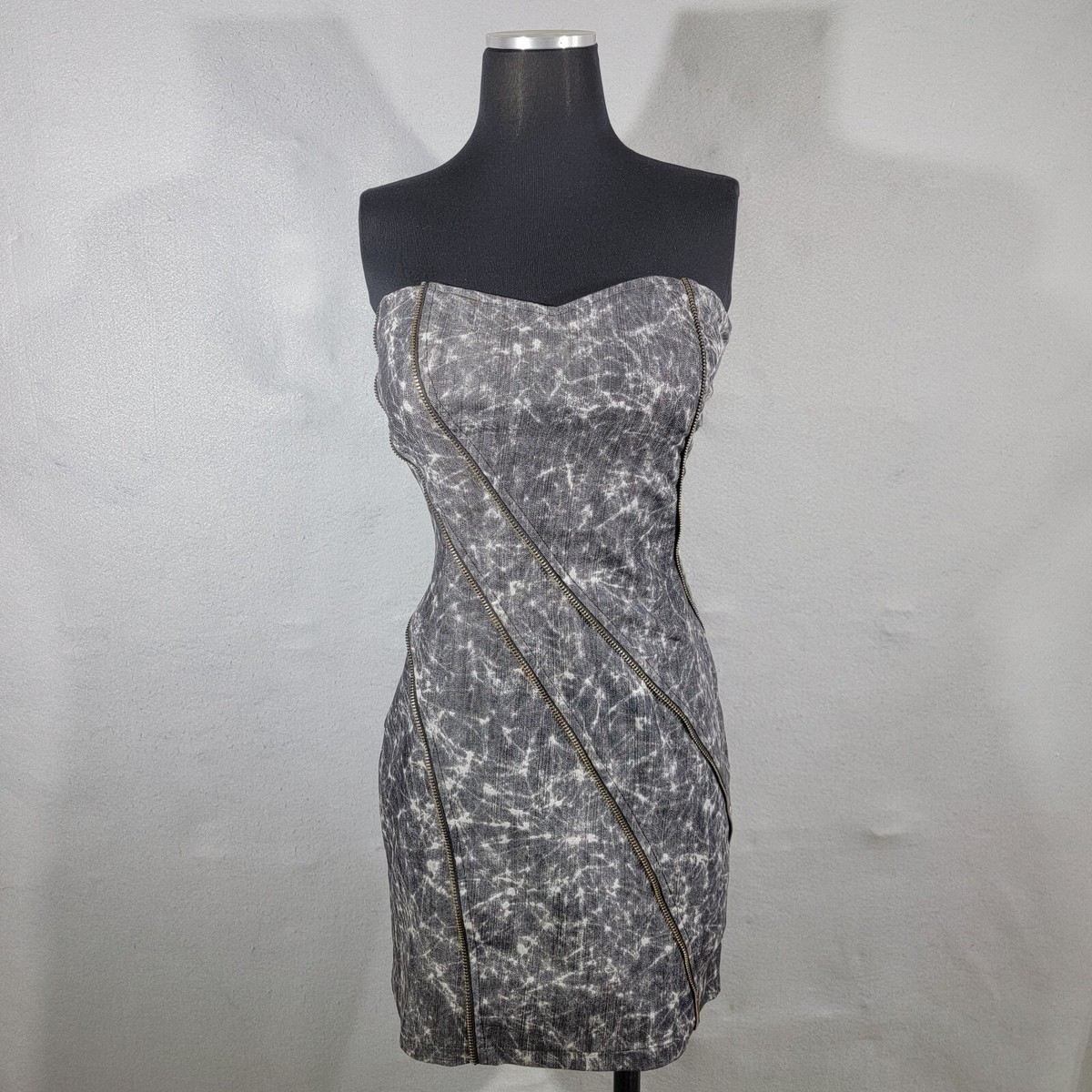 Do & Be Mini Dress Womens M Gray Tie Dye Y2K Bandeau Zip Detail Stretch Bodycon | eBay Do & Be Mini Dress Womens M Gray Tie Dye Y2K Bandeau Zip Detail Stretch Bodycon | eBay