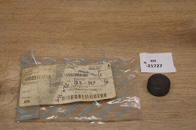 Mopar 05097712AB Plug NOS NEU genuine xn21727