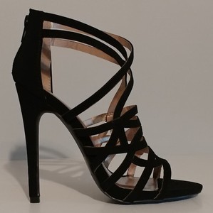 qupid strappy sandals