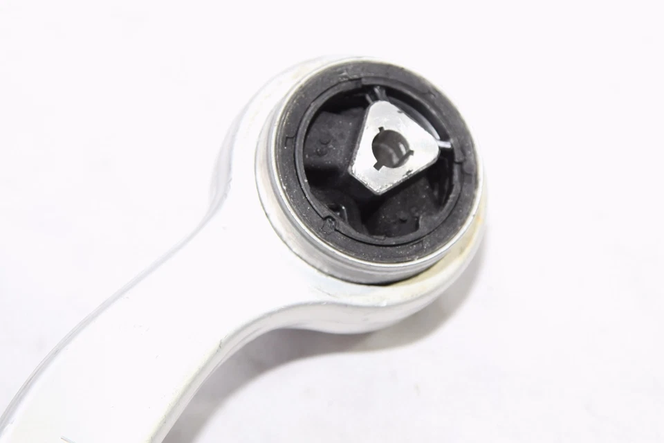 Brazos de control inferiores delanteros diestros del pasajero plateados para BMW 750I/750Li 2006-2008 2x2 Foto 4 de 4