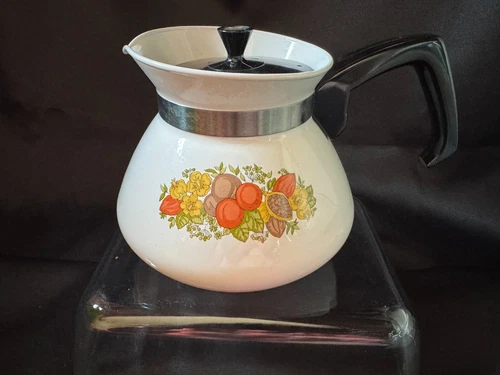 Vtg Corning Ware Spice of Life "Le The" Coffee Tea Pot Carafe, 6 Cup P-104 w/lid