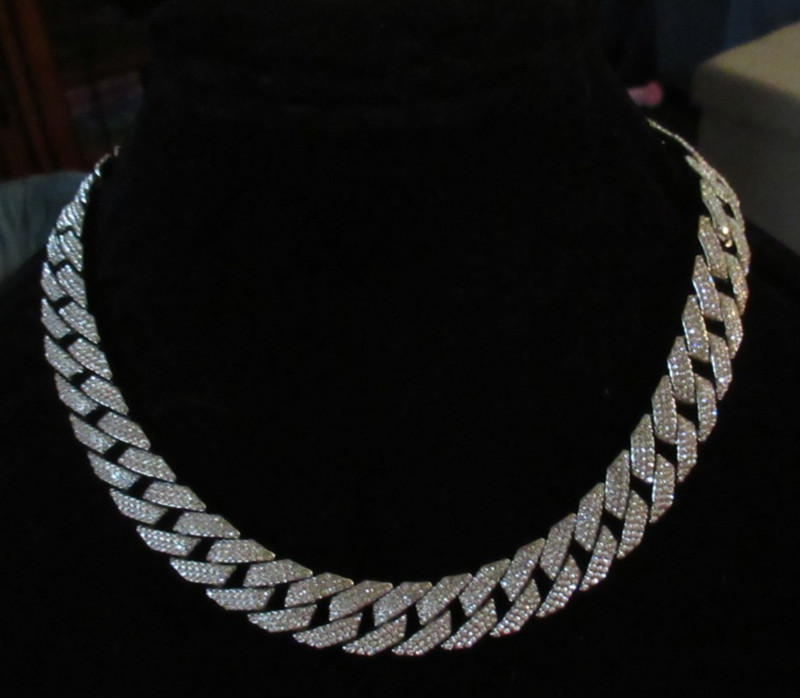 American Horror Story Hotel The Countess (Lady Gaga) Silver Ice Choker Necklace