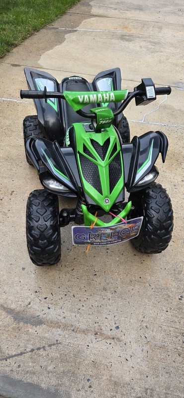 Yamaha raptor 700r Action Wheels 12V 4 Wheeler Ride On All Terrain Battery Power