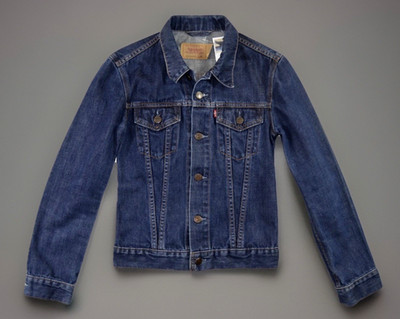 PERFEKTE LEVIS 70590 0402 Vintage TRUCKER Jeans JACKE S SMALL Größe 8 Damen