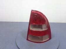 TOYOTA COROLLA E12 KOMBI RÜCKLEUCHTE RECHTS HINTEN KOITO 13-61 / AM 37092